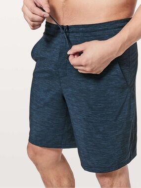 Lululemon Pace Shorts 9”  Lined Heathered Iron Blue True Navy Men’s Medium